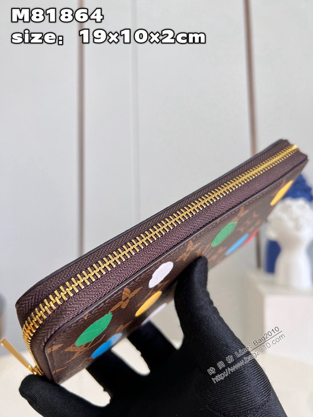 LV專櫃2023新款波點圖案LV x YK Zippy錢夾 M81864 路易威登女款拉鏈長錢包 dn1433